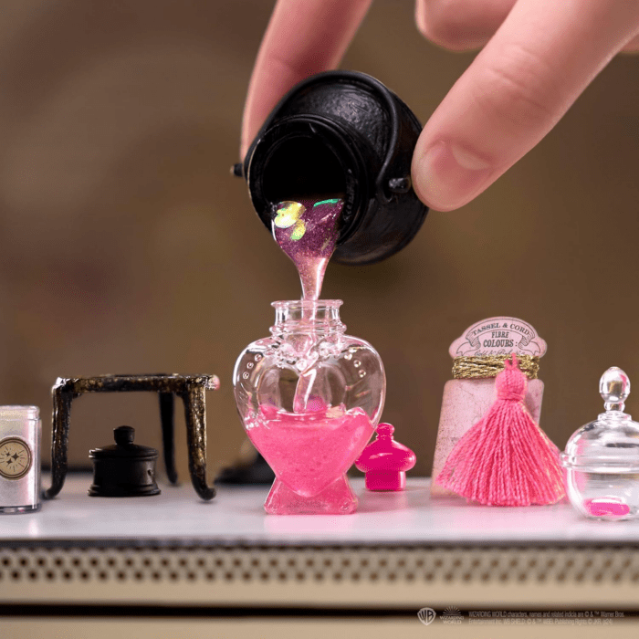 Make It Mini Potions Harry Potter Mini Collectibles, Blind Packaging, DIY, Resin Play, Replica Potions, NOT Edible, Collectors, 8+ - Image 2