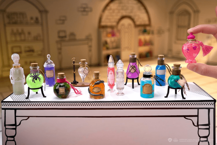 Make It Mini Potions Harry Potter Mini Collectibles, Blind Packaging, DIY, Resin Play, Replica Potions, NOT Edible, Collectors, 8+ - Image 5