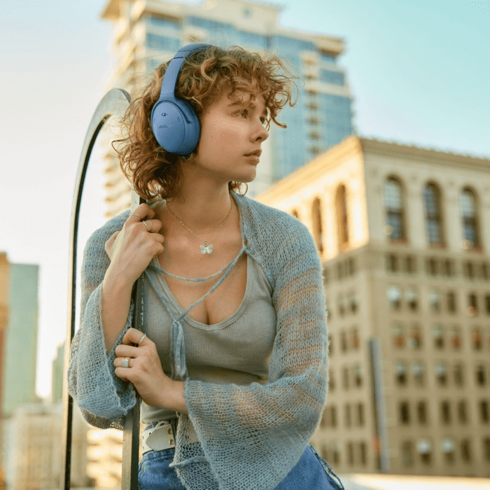 Quietcomfort Bluetooth Headphones, Wireless Headphones, over Ear Noise Cancelling Headphones with Mic, up to 24 Hours of Battery Life, Blue Dusk - Limited Edition Color - Image 3