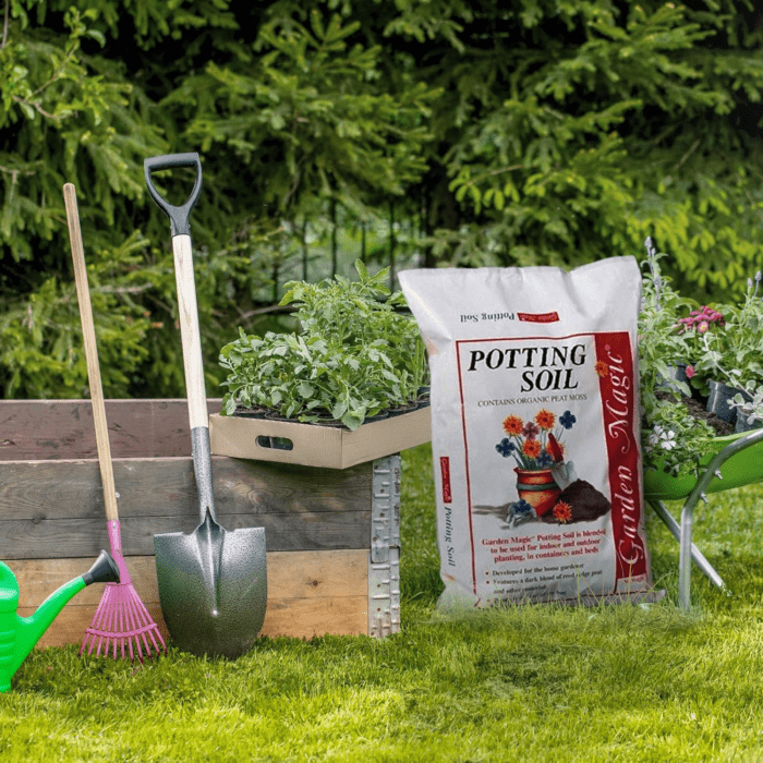 20 Pound Bag of Garden Magic General Purpose Moisture Retaining Potting Soil Mix for Indoor and Outdoor Planting - Image 5