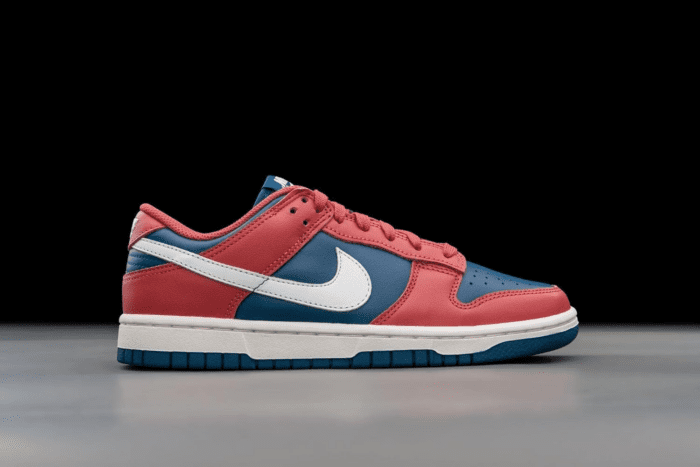 Dunk Low Mens Sneakers - Image 2