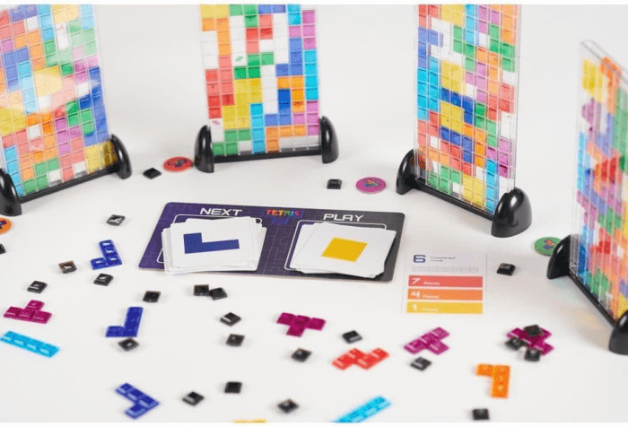 - Tetris - Strategic Puzzle Game - Great for Family or Adult Game Night - Ages 8 and up - 2 to 4 Players - Image 3