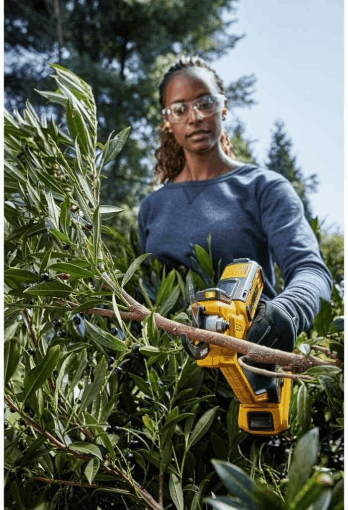 20V MAX Pruning Shears Garden Tool, Cordless, Bare Tool Only (DCPR320B) - Image 8
