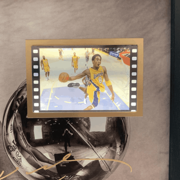Sport Superstar Kobe Bryant Poster Desktop Framed Photo Gift 8X6 Inches,With Signed and 1X35Mm Film Mini Cell Display,Great Memorabilia Gift for Basketball Enthusiasts/Kobe Fans - Image 4