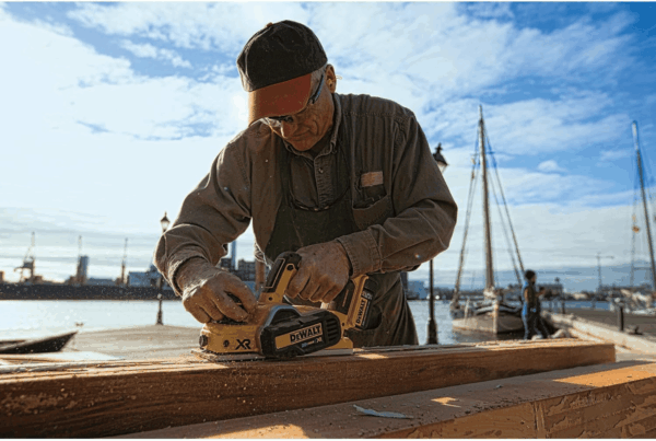 20V MAX Planer, 30,000 Cuts per Minute, 2 Mm Cut Depth, Brushless Motor, Bare Tool Only (DCP580B) - Image 4