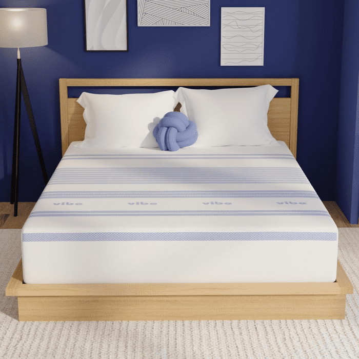 Gel Memory Foam Mattress, 12-Inch Certipur-Us Certified Bed-In-A-Box, Queen, White - Image 9