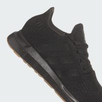 Men'S Swift Run Sneaker - Image 9