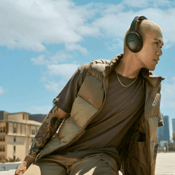 Quietcomfort Bluetooth Headphones, Wireless Headphones with Active over Ear Noise Cancelling and Mic, Deep Bass, up to 24 Hours of Playtime, Cypress Green - Limited Edition - Image 7