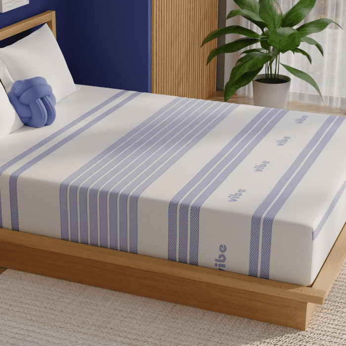 Gel Memory Foam Mattress, 12-Inch Certipur-Us Certified Bed-In-A-Box, Queen, White - Image 8