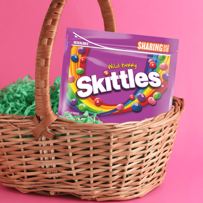 Wild Berry Chewy Colorful Rainbow Easter Egg Basket Candy Filler Sharing Size, 15.6 Oz Resealable Bulk Bag - Image 5