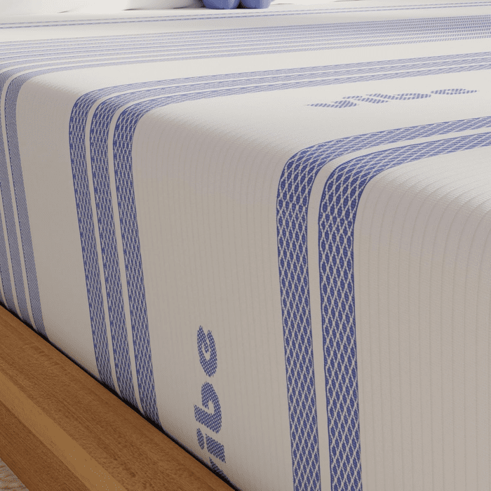 Gel Memory Foam Mattress, 12-Inch Certipur-Us Certified Bed-In-A-Box, Queen, White - Image 12