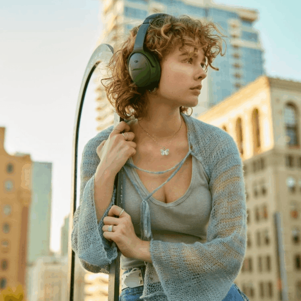 Quietcomfort Bluetooth Headphones, Wireless Headphones with Active over Ear Noise Cancelling and Mic, Deep Bass, up to 24 Hours of Playtime, Cypress Green - Limited Edition - Image 3