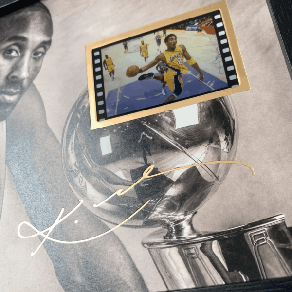 Sport Superstar Kobe Bryant Poster Desktop Framed Photo Gift 8X6 Inches,With Signed and 1X35Mm Film Mini Cell Display,Great Memorabilia Gift for Basketball Enthusiasts/Kobe Fans - Image 3