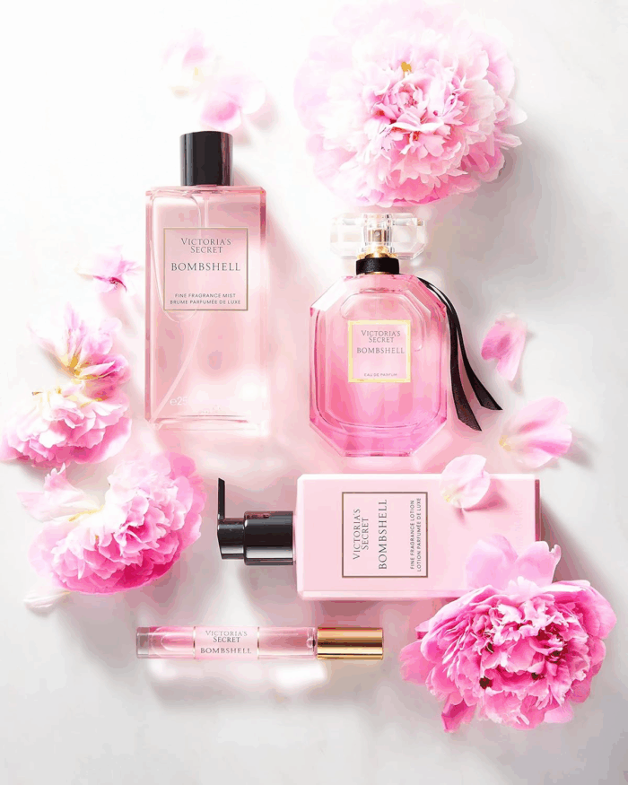Bombshell 3 Piece Luxe Fragrance Gift Set: 1.7 Oz. Eau De Parfum, Travel Lotion & Shimmer Mist - Image 5