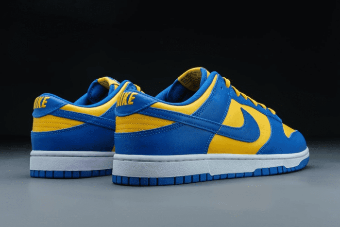 Dunk Low Mens Sneakers - Image 7
