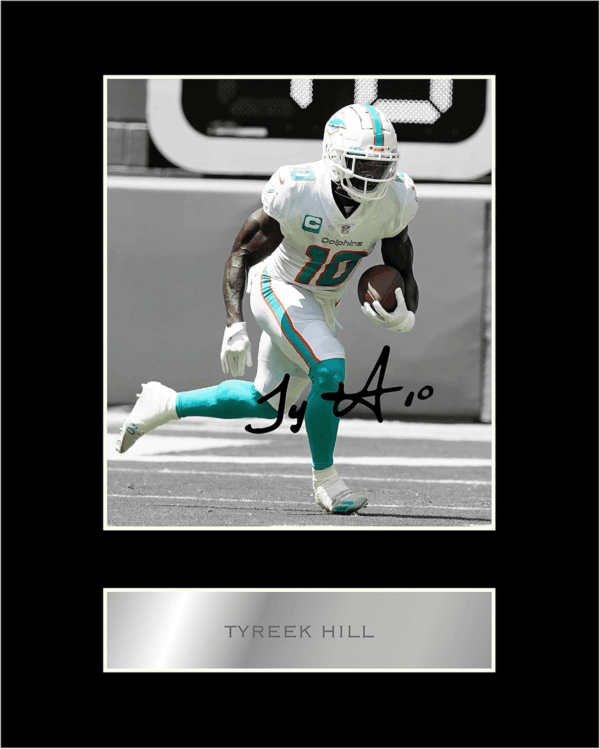 Tyreek Hill Signed Mounted Photo Display #11 Printed Autograph Picture - Sports Memorabilia - Wall Art for Living Room