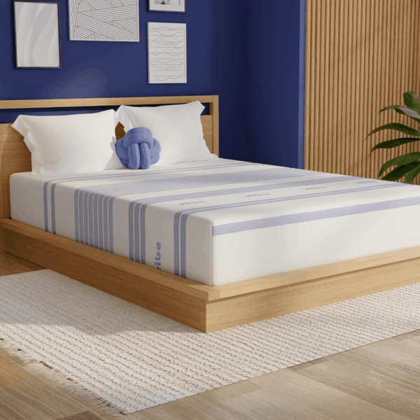 Gel Memory Foam Mattress, 12-Inch Certipur-Us Certified Bed-In-A-Box, Queen, White - Image 4