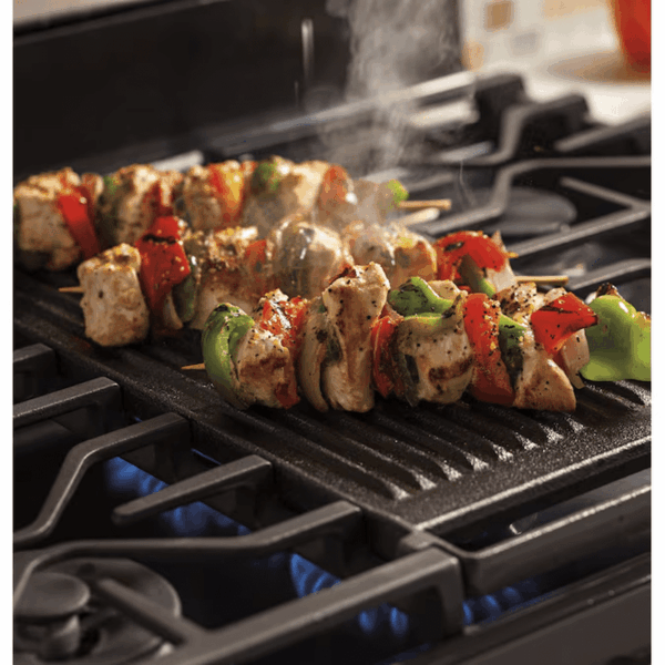 Profile 30-In 5 Burners 5.6-Cu Ft Air Fry Convection Oven Slide-In Natural Gas Ran ( Finrprint-Resistant Stainless Steel ) - Image 15