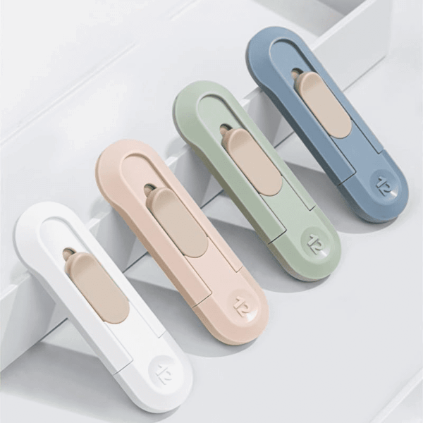 4Pcs Utility Knife Box Cutters, Retractable Letter Opener, Sharp Cartons Cardboard Cutter Razor Knife for Christmas, Smooth Mechanism Perfect for Office and Home Use - Image 2