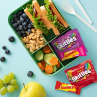 SKITTLES Original, SKITTLES Wild Berry & STARBURST Original and STARBURST Favereds Fun Size -  Assorted Candy Variety Pack - Candy Bulk Individually Wrapped, 20.13Oz - Image 5