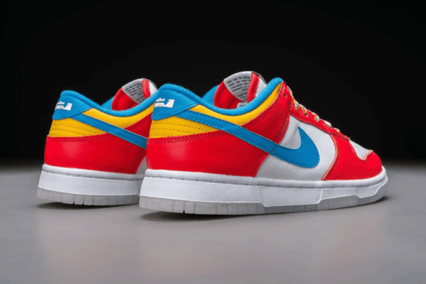 Dunk Low Mens Sneakers - Image 7