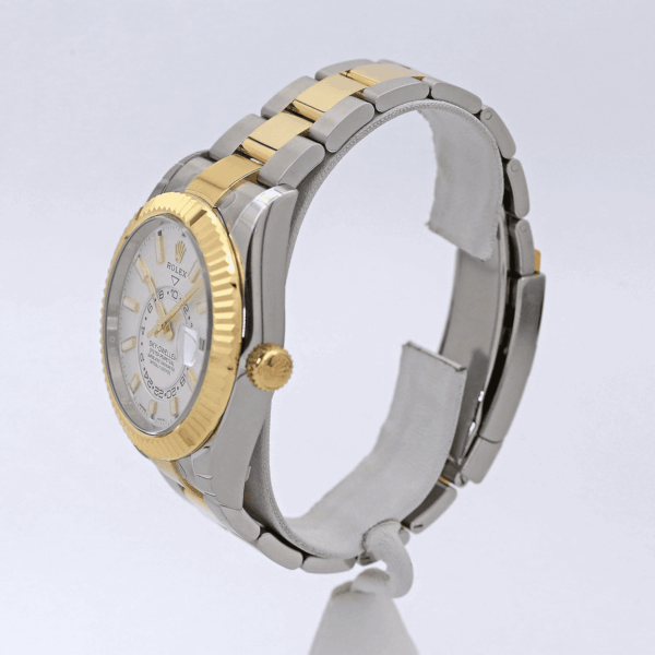 Sky-Dweller Automatic Men’S 18K Yellow Gold White Dial Oyster Watch 326933 - Image 2
