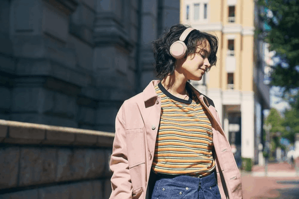 WH-CH520 Wireless Headphones Bluetooth On-Ear Headset with Microphone, Cappuccino - Image 11
