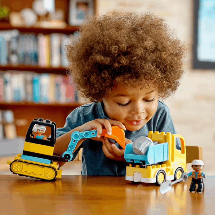 DUPLO Town Truck & Tracked Excavator Construction Vehicle 10931 Toy for Toddlers 2-4 Years Old Girls & Boys, Fine Motor Skills Development and Learning Toy - Image 2