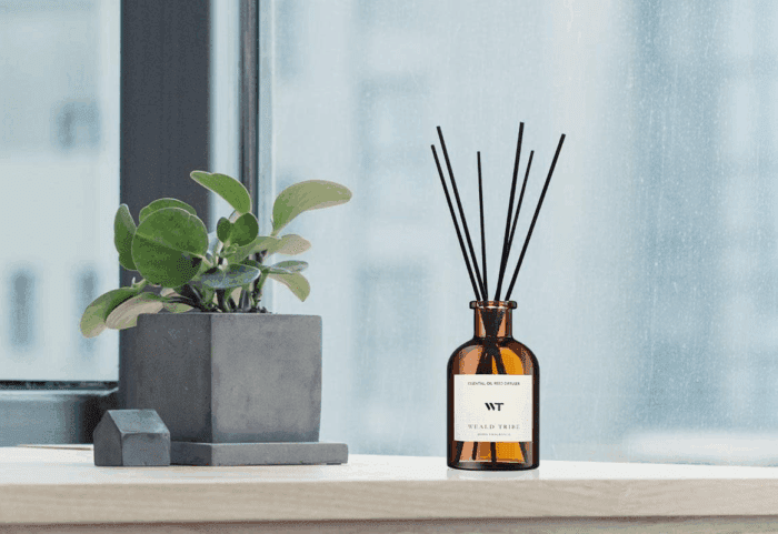 Flower Reed Diffuser Set Eucalyptus & Lavender Scent for Bathroom Accessories Shelf Decor & Air Fresheners, Sticks Defusers with 4.0 Fl Oz Essential Oils, House Bedroom Office Decor & Gift - Image 4