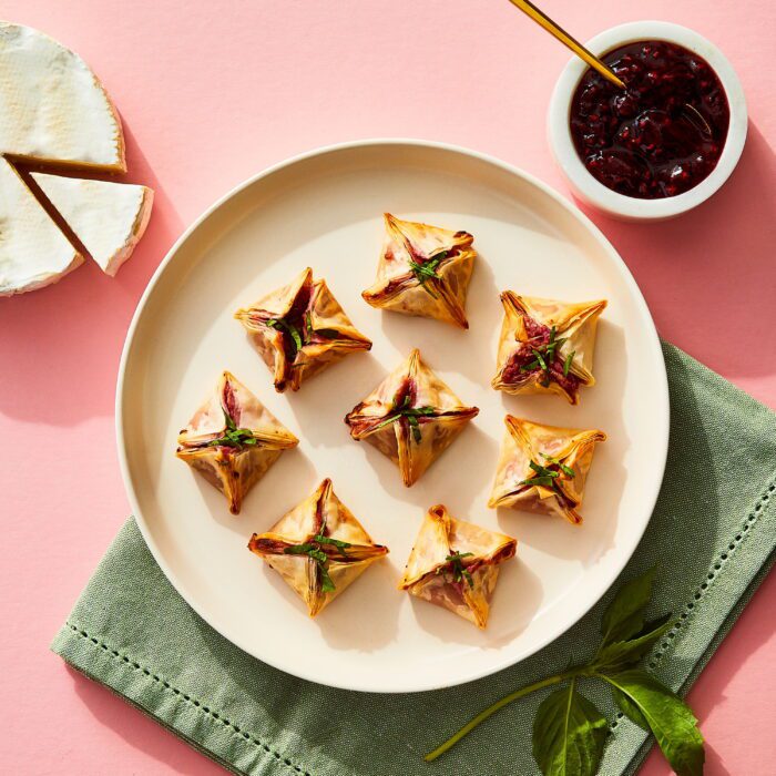 Raspberry and Brie Puffs, 3.7 Oz, 8 Count (Frozen) - Image 2
