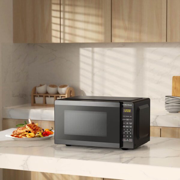 0.9 Cu Ft Countertop Microwave Oven, 900 Watts, Black Stainless Steel, New - Image 8