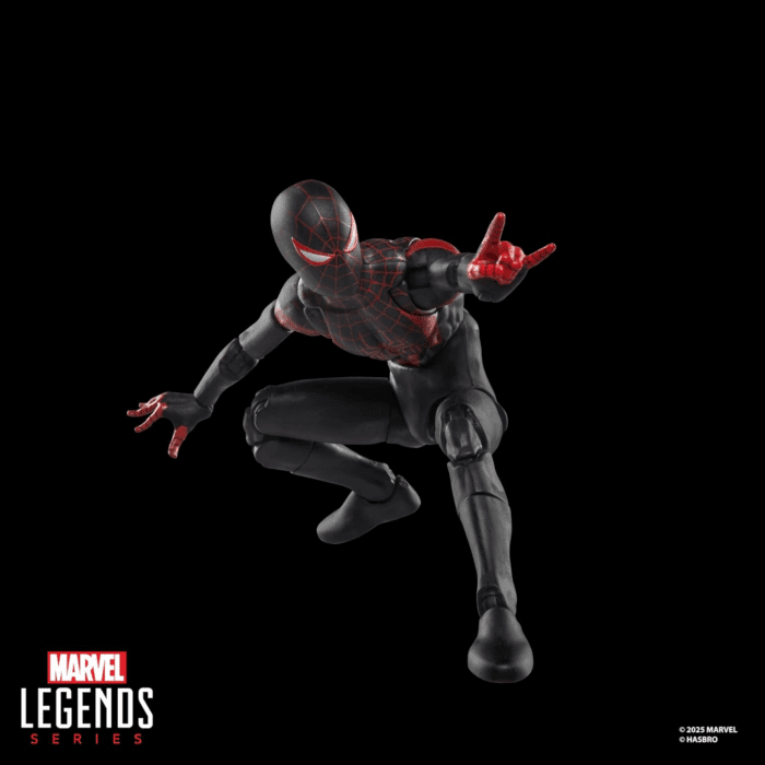 Legends Series Ultimate Miles Morales, Spider-Man Comics-Inspired Collectible 6-Inch Scale Action Figure with Character-Sized Comic Accessory - Image 9