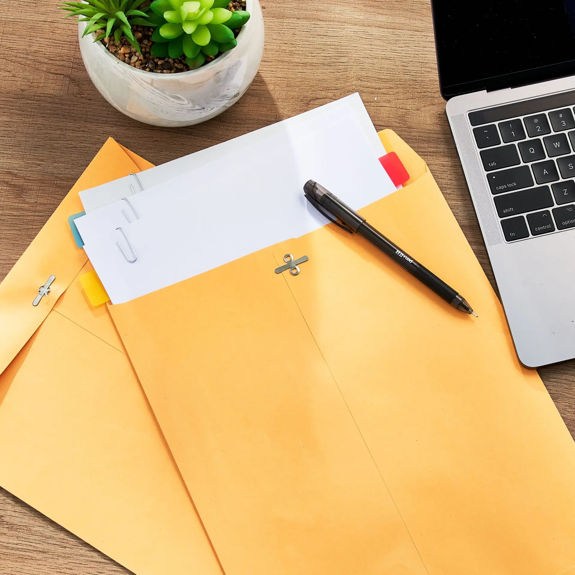 Kraft Clasp Envelopes, 10 in X 13 In, 6 Count - Image 3