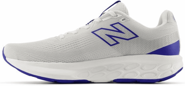 Men'S Fresh Foam 520 V9 Running Shoe - Image 2