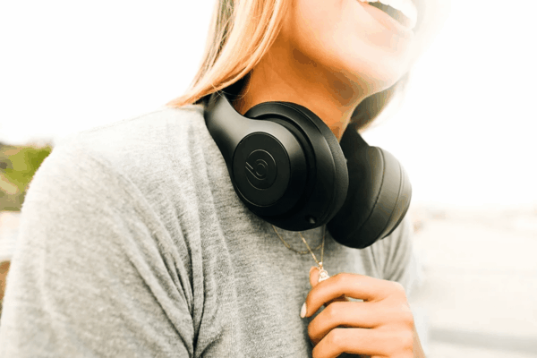 Beats Studio3 Wireless Noise Cancelling Headphones with  W1 Headphone Chip- Matte Black - Image 9