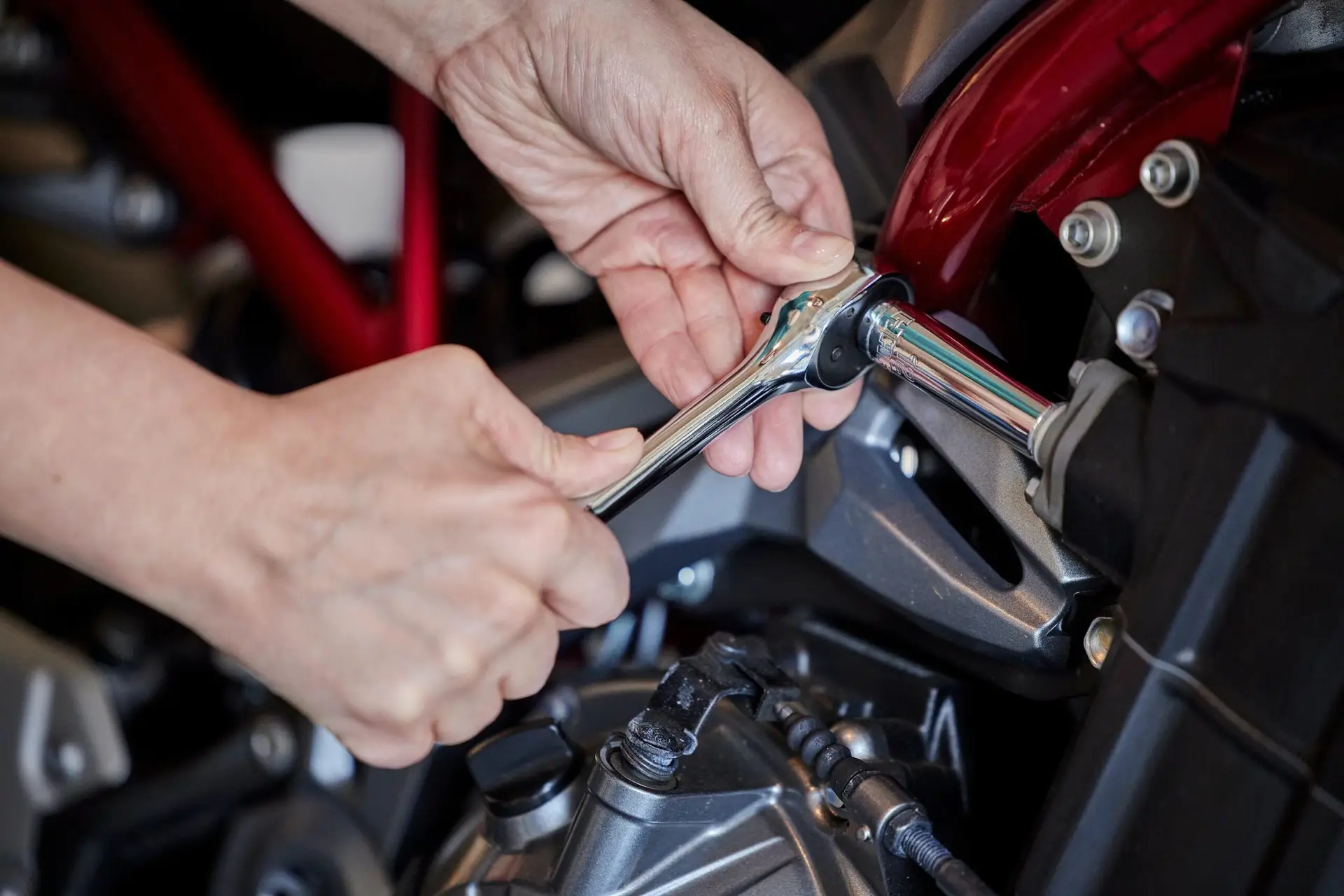 90-Piece 3/8-Inch Mechanics Tool Set, Chrome Finish - Image 8