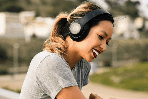Beats Studio3 Wireless Noise Cancelling Headphones with  W1 Headphone Chip- Matte Black - Image 2