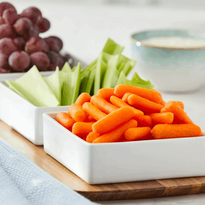 1Lb Baby Peeled Carrots - Image 2