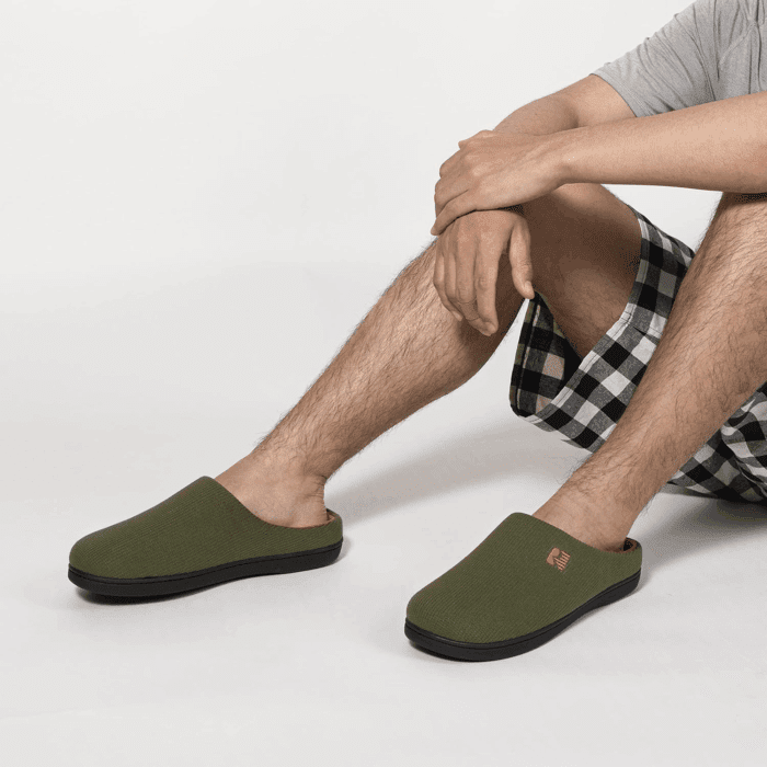 Men'S Original Two-Tone Memory Foam Slipper - Image 5