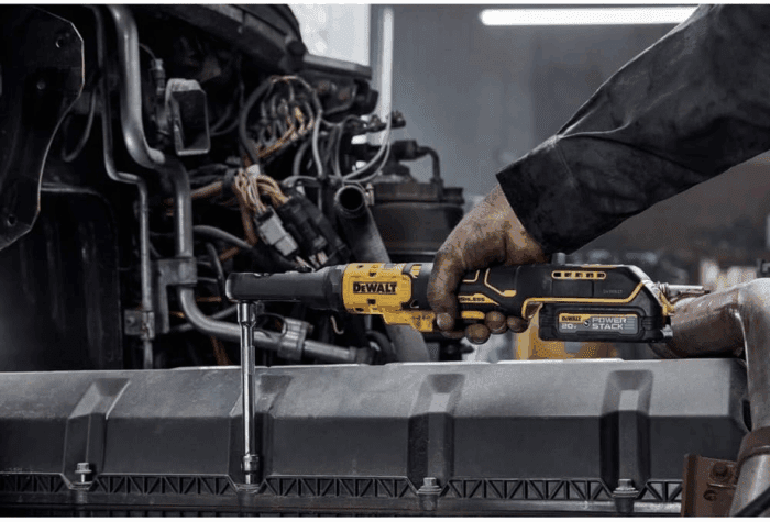 20V MAX XR Cordless Ratchet, 3/8" and 1/2" Sealed Head Ratchet, Bare Tool Only (DCF510B) - Image 8
