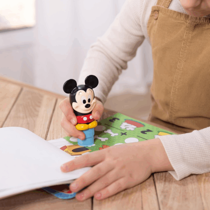 Sticker Wow!™ 24-Page Activity Pad and Sticker Stamper, 300 Stickers, Arts and Crafts Fidget Toy Collectible Character – Disney Mickey Mouse - Image 7