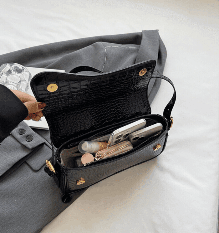 Shoulder Bag for Women Y2K Trendy Purse Vegan Leather Hobo Handbags Clutch Saddle Bag with 2 Removable Strap - Image 5