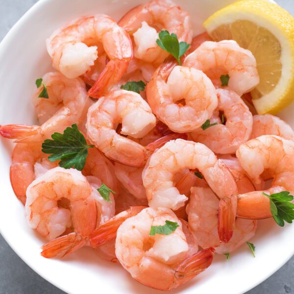 Frozen Raw Medium Peeled Deveined Tail-On Shrimp, 12 Oz (41-60 Count per Lb) - Image 3