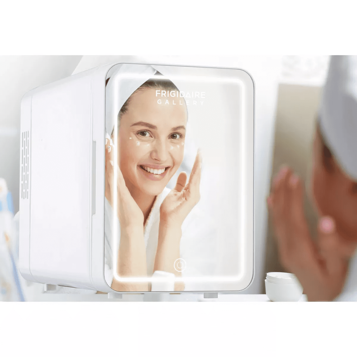 Frigidaire Gallery 9 Can Beauty Lighted Mirror Fridge White: Countertop Beverage Refrigerator, Thermoelectric Cooling - Image 2
