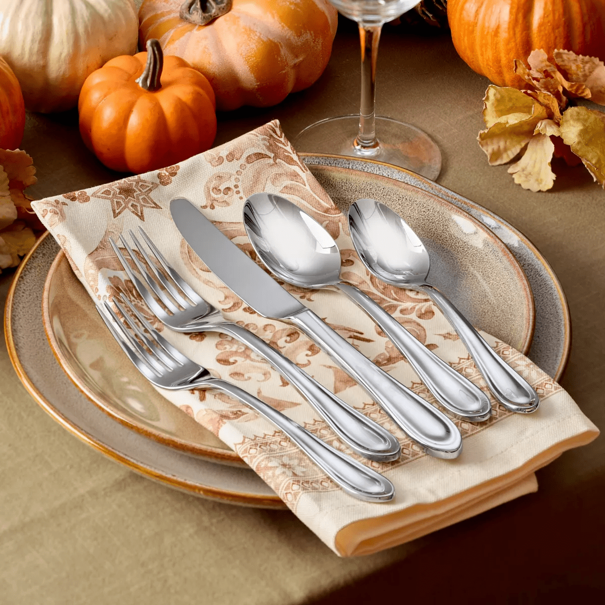 Oneida 45Pc Brynn Flatware Set Silver: Stainless Steel, Service for 8, Dishwasher-Safe, Includes Serving & Dinner Pieces - Image 4