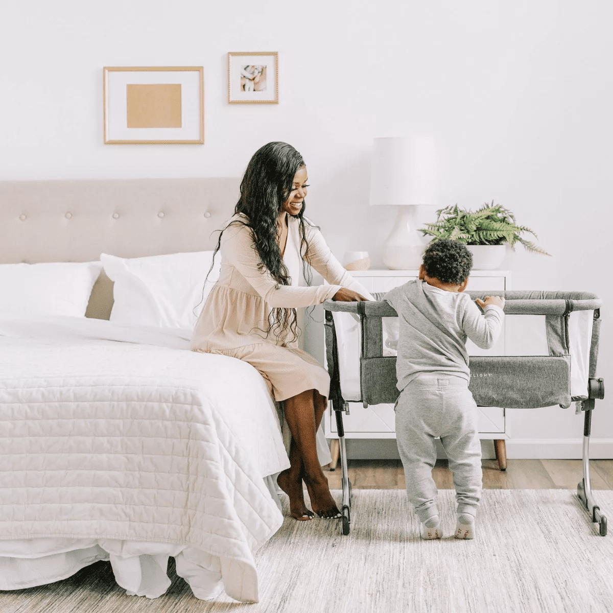 Baby Delight beside Me Dreamer Bassinet and Bedside Sleeper - Image 14