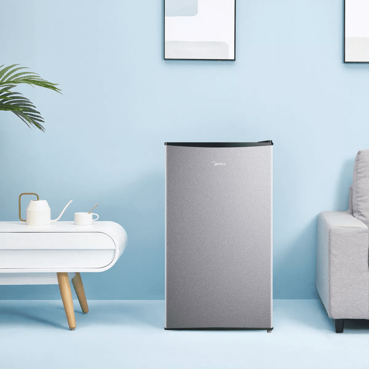 Midea 3.3 Cu Ft Compact Refrigerator: Energy Star Certified, Freestanding, Silver, Reversible Door, 3 Shelves - Image 6