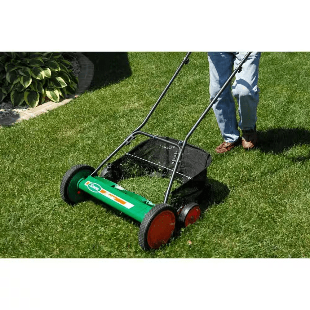 20 In. Manual Walk behind Reel Lawn Mower, Includes Grass Catcher - Image 3