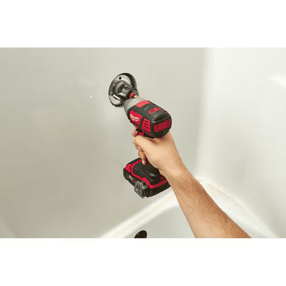 M18 18V Lith-Ion Cordless Combo Kit (5-Tool) with (1) 3.0Ah and (1) 1.5Ah Battery, (1) Charger & Bit Set (100-Piece) - Image 9