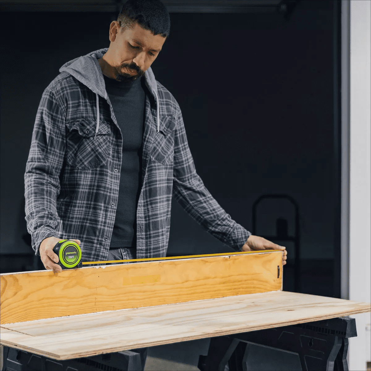 Greenworks 25Ft Tape Measurer - Image 2